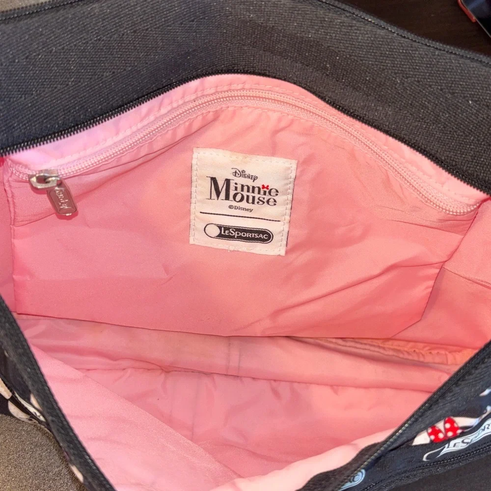 EUC LeSportsac Disney Minnie Mouse Deluxe Everyday Bag in the "Celebrate M - Picture 6 of 16